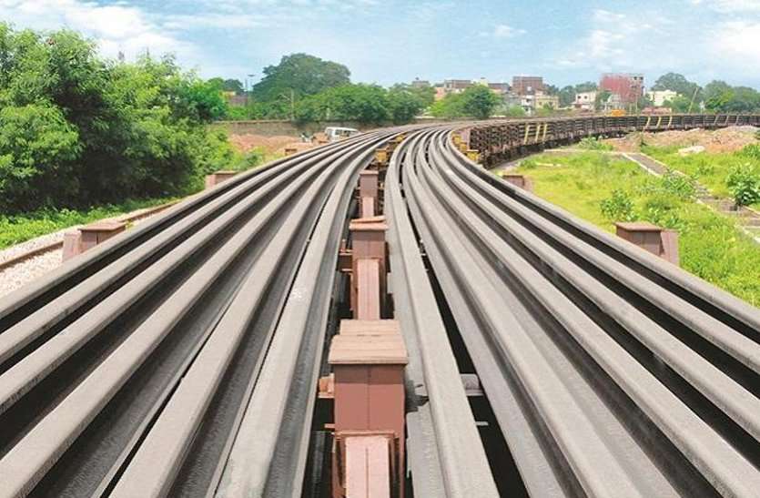 FY 2022-23: भिलाई स्टील प्लांट ने भारतीय रेलवे को भेजी 260 मीटर लंबी 1000 रेक रेल पटरी