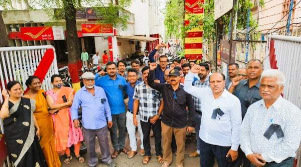 पोस्टल यूनियन की मान्यता रद्द: किसान आंदोलन में फंडिंग पर अखिल भारतीय डाक कर्मचारी संघ समूह ‘सी’ और एनएफपीई पर एक्शन
