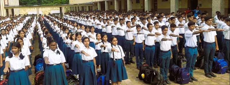 Bhilai Steel Plant के स्कूली बच्चों को सिखाया, समझाया और फिर…