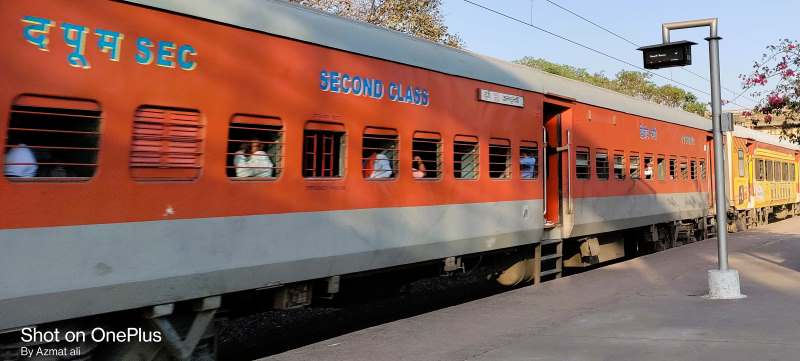 सुपेला रेलवे फाटक पर काम जारी, 17 जुलाई से 9 ट्रेनें कैंसिल, 8 गाड़ियां चलेंगी देरी से, गोंदिया-बरौनी एक्सप्रेस का बदला रूट