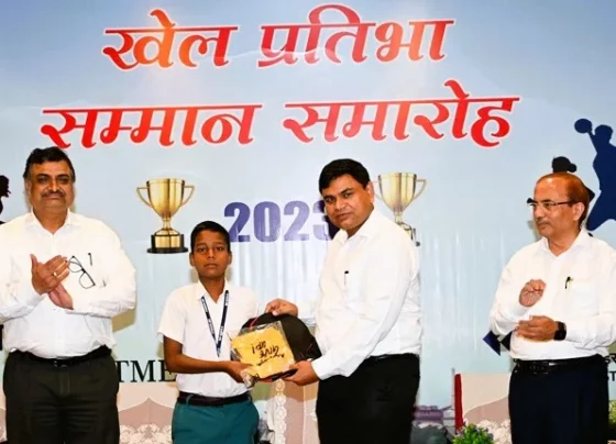 School children of Bhilai Steel Plant blew thunder in the playground, won National Award, 74 children honored with ED-CGM