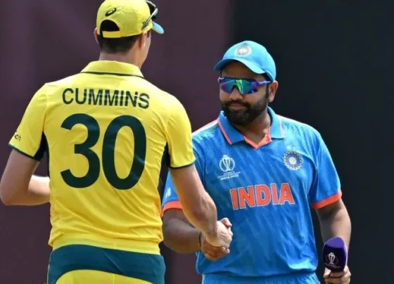 इंडिया और ऑस्ट्रेलिया के बीच टी-ट्वेंटी (T-20) क्रिकेट सीरीज के मैच खेले जाएंगे। यह मैच एक दिसंबर को खेला जाएगा।
