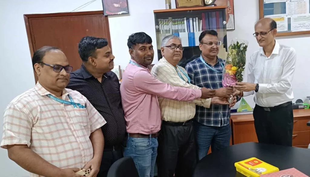 BSL OA congratulated ED CR Mahapatra, Anil Kumar, MP Singh and BSP's ED operation Rakesh Kumar, see photo