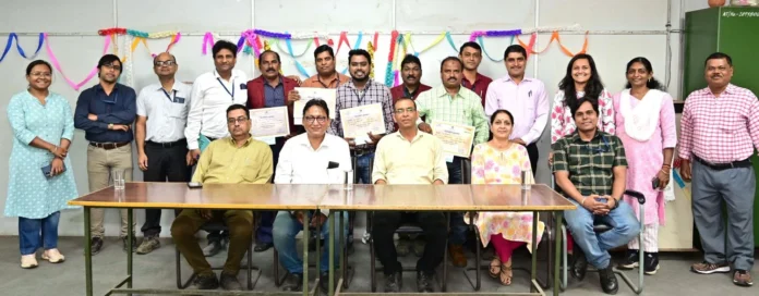 Shiromani Award to 2 officers and 5 employees of Bhilai Steel Plant Shiromani Award to 2 officers and 5 employees of Bhilai Steel Plant