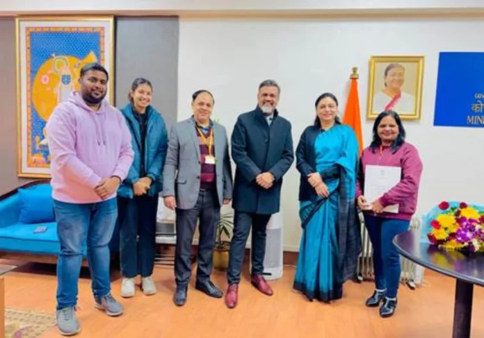 Coal Ministry issues order to Hindalco for Meenakshi coal mine Coal Ministry issues order to Hindalco for Meenakshi coal mine