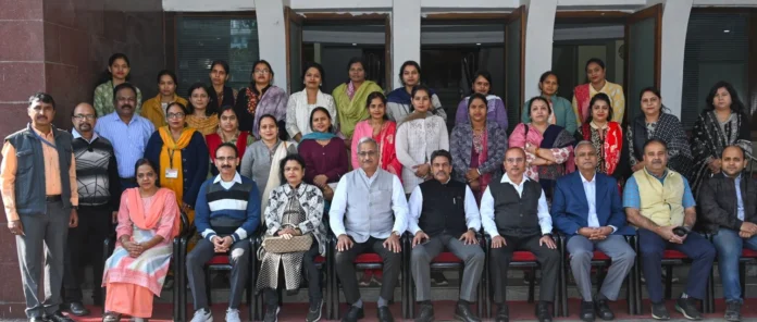 SAIL BSP Wife of EMD, MRD, RMD, PPC, CCW and CMD employees saw steel production SAIL BSP: Wife of EMD, MRD, RMD, PPC, CCW and CMD employees saw steel production