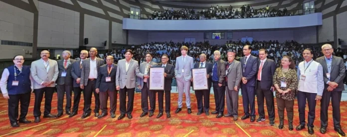 QCFI NEWS Made two world records under the leadership of DK Srivastava, approved by American organization QCFI NEWS: Made two world records under the leadership of DK Srivastava, approved by American organization