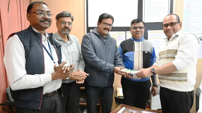 SAIL Shabash Yojana Bhilai Steel Plant employees get awards sail-shabash-yojana-bhilai-steel-plant-employees-get-awards