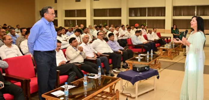 Bhilai Steel Plant To save employees and officers from stress, 24 hours service started on video call, everything will remain confidential Bhilai Steel Plant To save employees and officers from stress, 24 hours service started on video call, everything will remain confidential