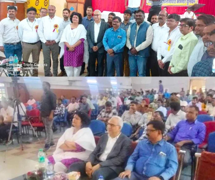 DEFI general conference in Bokaro this demand on E-0 promotion policy DIC, ED also reached DEFI general conference in Bokaro this demand on E-0 promotion policy DIC, ED also reached