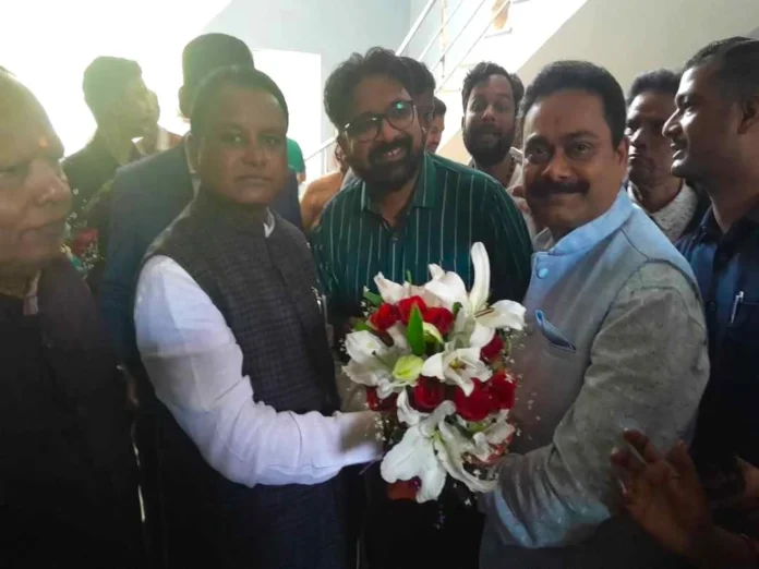 Rourkela Officers Association demands land for housing society from Chief Minister Rourkela Officers Association demands land for housing society from Chief Minister