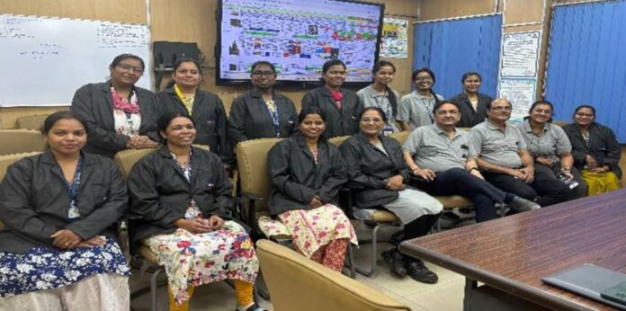 Bhilai Steel Plant SMS-3 celebrated its 7th birthday, employees received this gift Bhilai Steel Plant SMS-3 celebrated its 7th birthday, employees received this gift