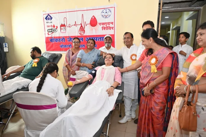 Bokaro General Hospital Soldiers of Sant Nirankari Mission donated blood Bokaro General Hospital: Soldiers of Sant Nirankari Mission donated blood
