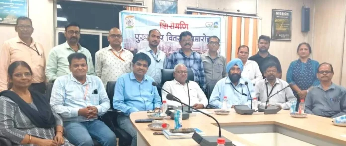Bhilai Steel Plant gave Shiromani Award to employees and officers of the utility zone Bhilai Steel Plant gave Shiromani Award to employees and officers of the utility zone
