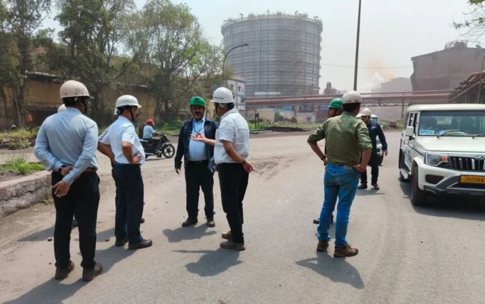 Roko-Toko campaign in Bokaro Steel Plant, employees and officers were stopped Roko-Toko campaign in Bokaro Steel Plant, employees and officers were stopped